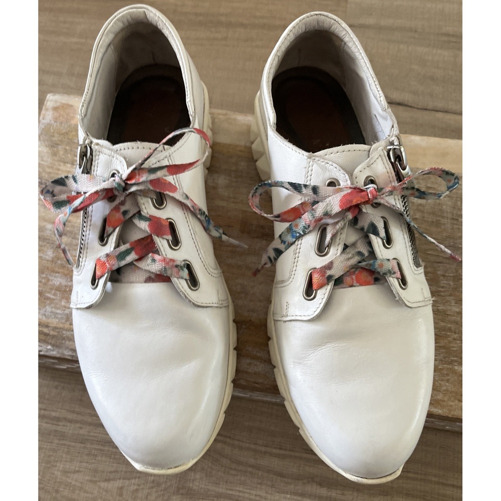 NAOT Elois Womens White Leather Multi-Color Laced Comfort Shoes Size 8 1/2 / 39
